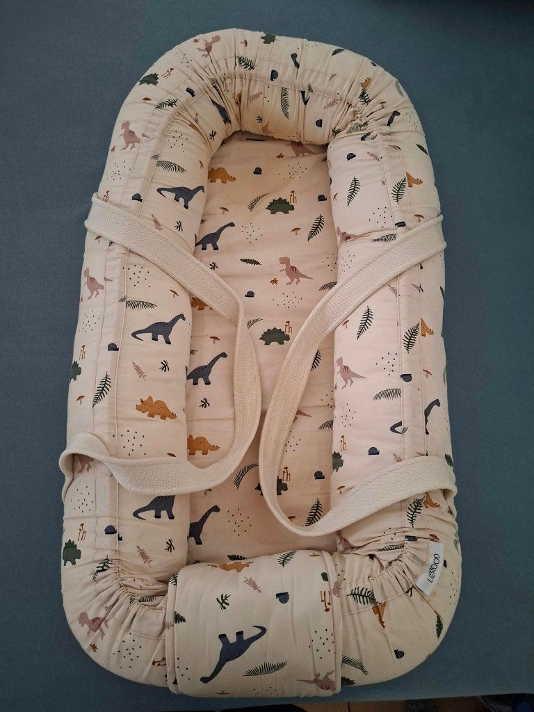 Liewood babynestje dino print, Kinderen en Baby's, Ophalen, Gebruikt
