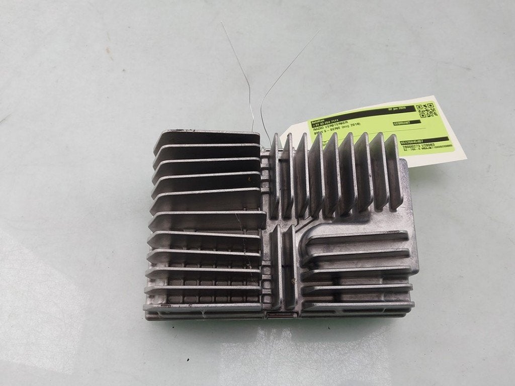 AUDIO VERSTERKER BMW 5 serie Touring (G31) (|65122622765|), Gebruikt, BMW, Petuelring 130
80809  München, DE, Bayerische Motoren Werke AG