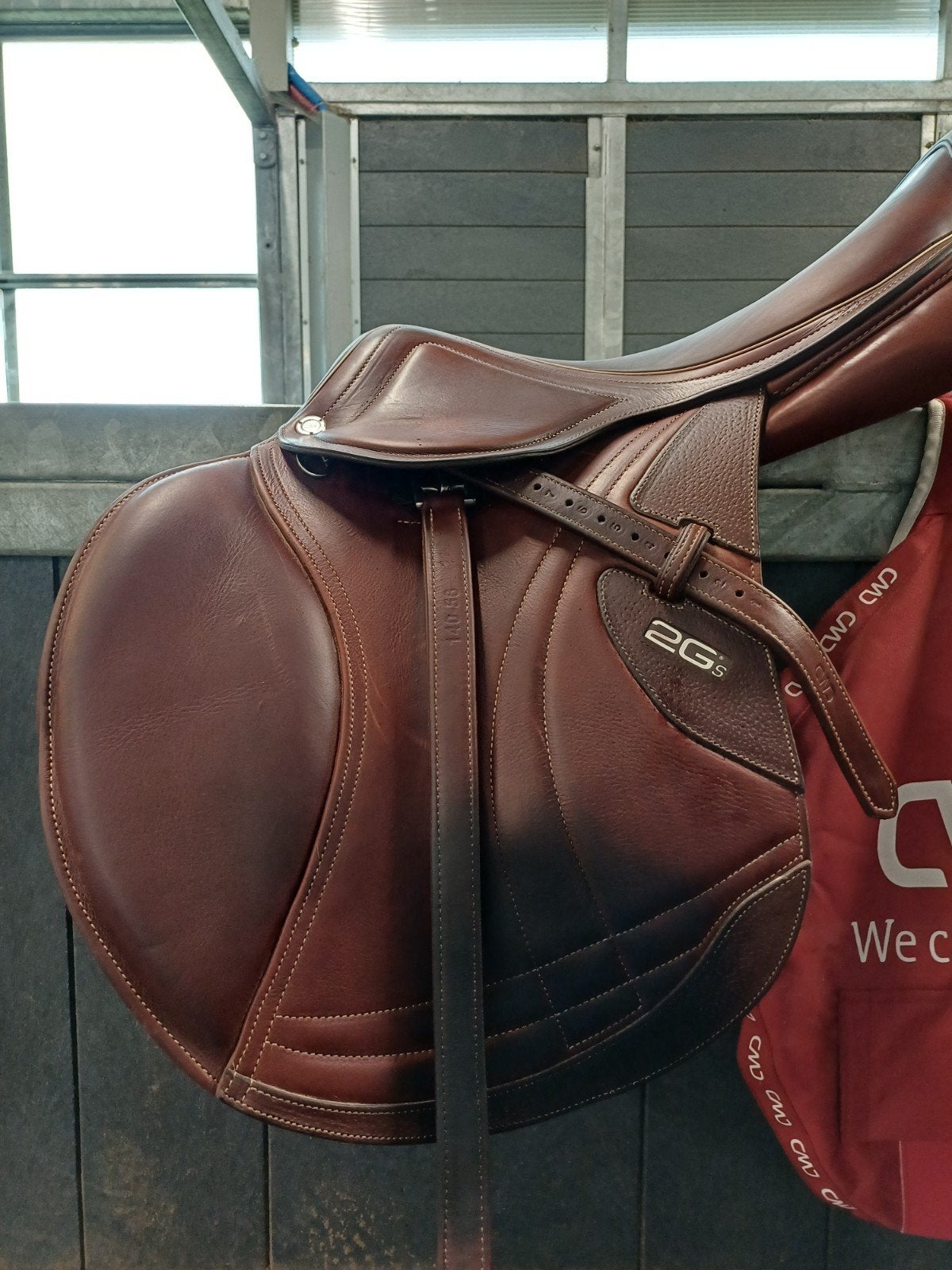 CWB springzadel , maat 17.5, Dieren en Toebehoren, Ophalen, L (17.5 inch), CWD, Springen