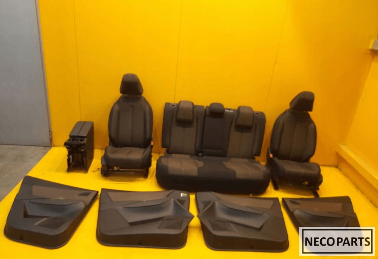 CITROEN DS7 CROSSBACK INTERIEUR SET STOELEN ALLES LEVERBAAR, Gebruikt, -, Ophalen of Verzenden, -