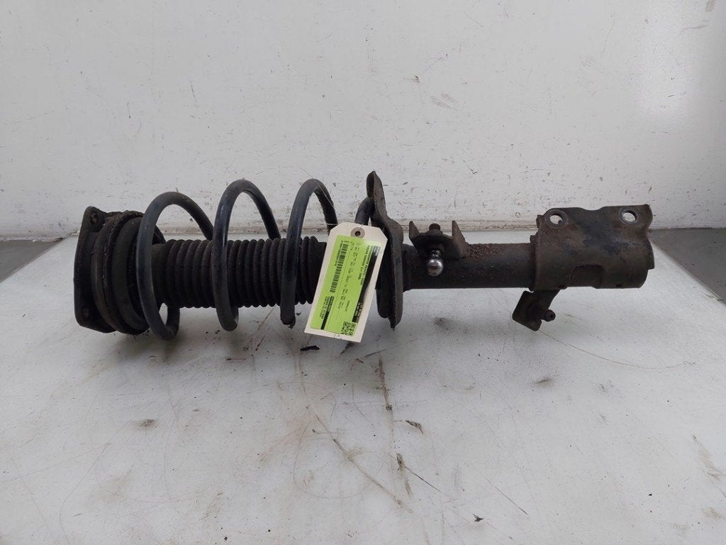 AMORTISSEUR OU ABSORBEUR DE CHOC AVANT DROIT Qashqai (J10), Utilisé, Nissan