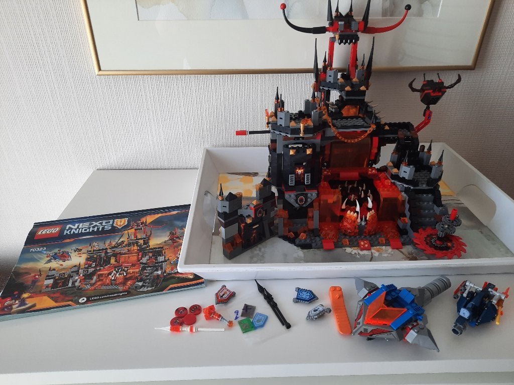 Lego 70323 Nexo-Knights kasteel, Ophalen, Zo goed als nieuw, Lego