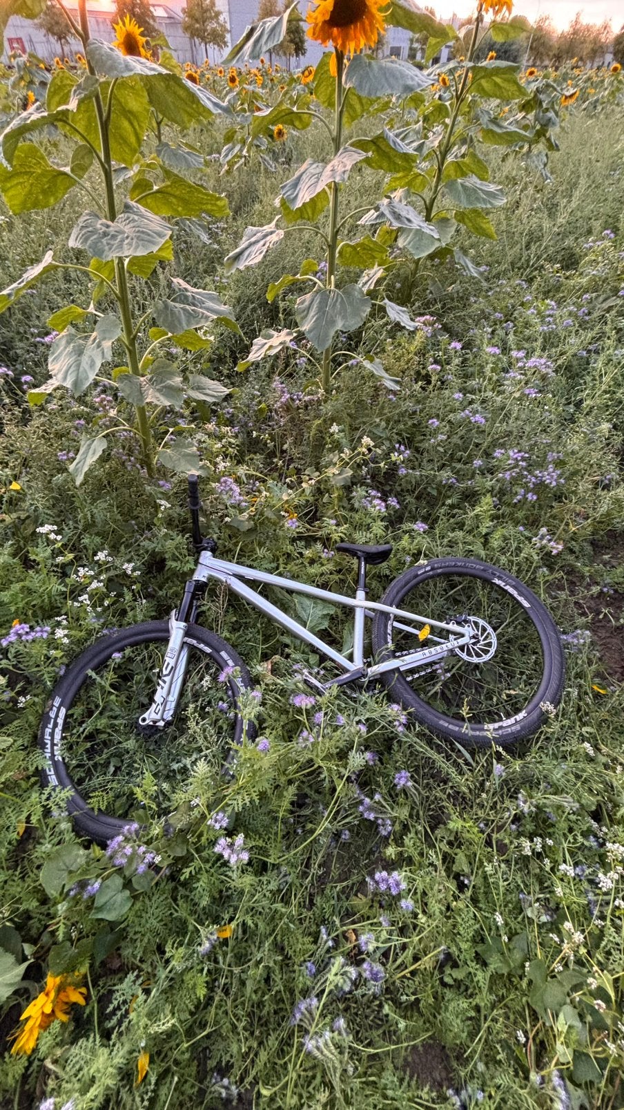 Commencal absolute 2021, Fietsen en Brommers, Ophalen, 24 inch of meer, Stuur 360° draaibaar, Aluminium