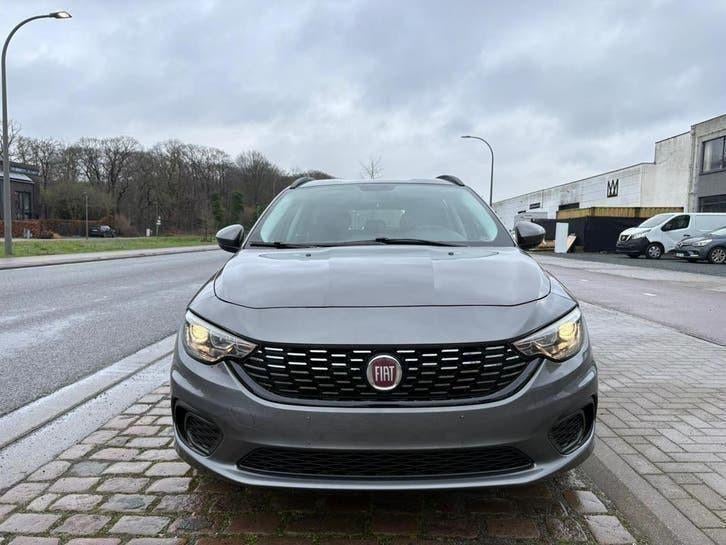 Fiat Tipo | 12 Maanden Garantie | 81 Dkm | Benzine | 2017 |, Autos, https://public.car-pass.be/vhr/c7b6978c-128c-4611-a416-5a8697438203