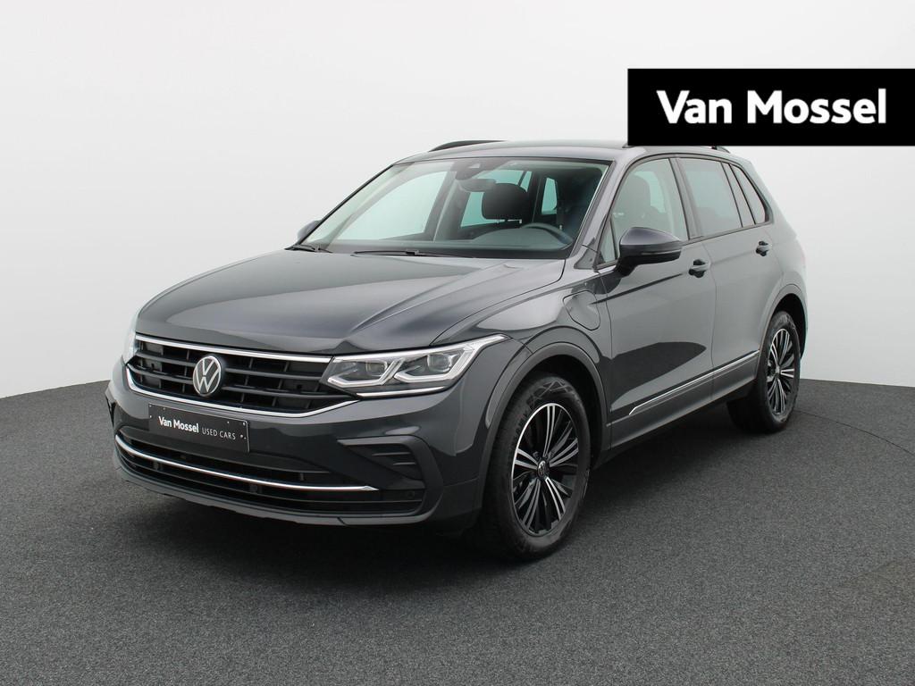 Volkswagen Tiguan eHybrid 1.5 TSI 180kW Life (automatique), Autos, Volkswagen, Argent ou Gris, 1800 kg, Euro 6, Entreprise