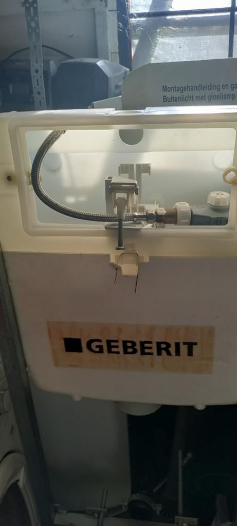 Inbouw reservoir toilet, Ophalen, Toilet