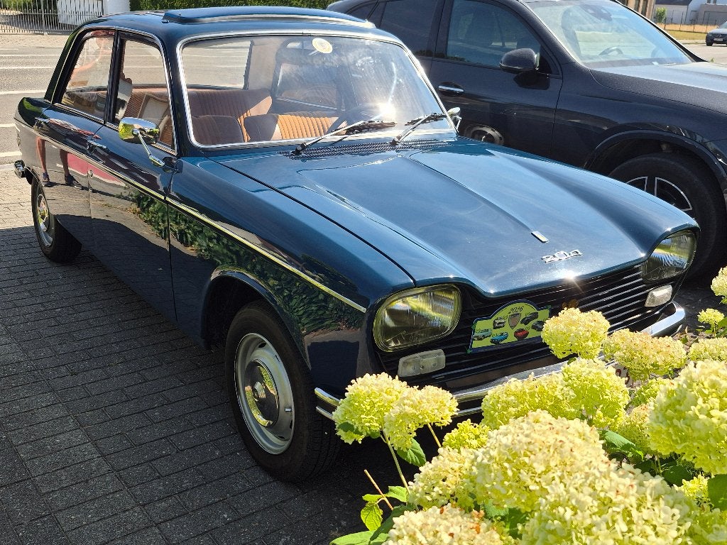 Oldtimer peugeot 204, Auto's, Voorwielaandrijving, 4 deurs, Blauw, Handgeschakeld
