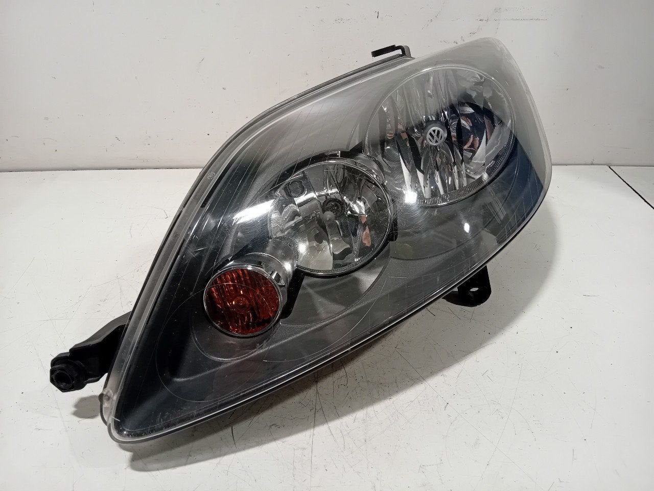 Koplamp links Volkswagen Golf, Auto-onderdelen, Onderdelen@venauto.nl, Van der Ven Autorecycling B.V., Gebruikt, Ettenseweg 76, 4706 PB Roosendaal, The Netherlands