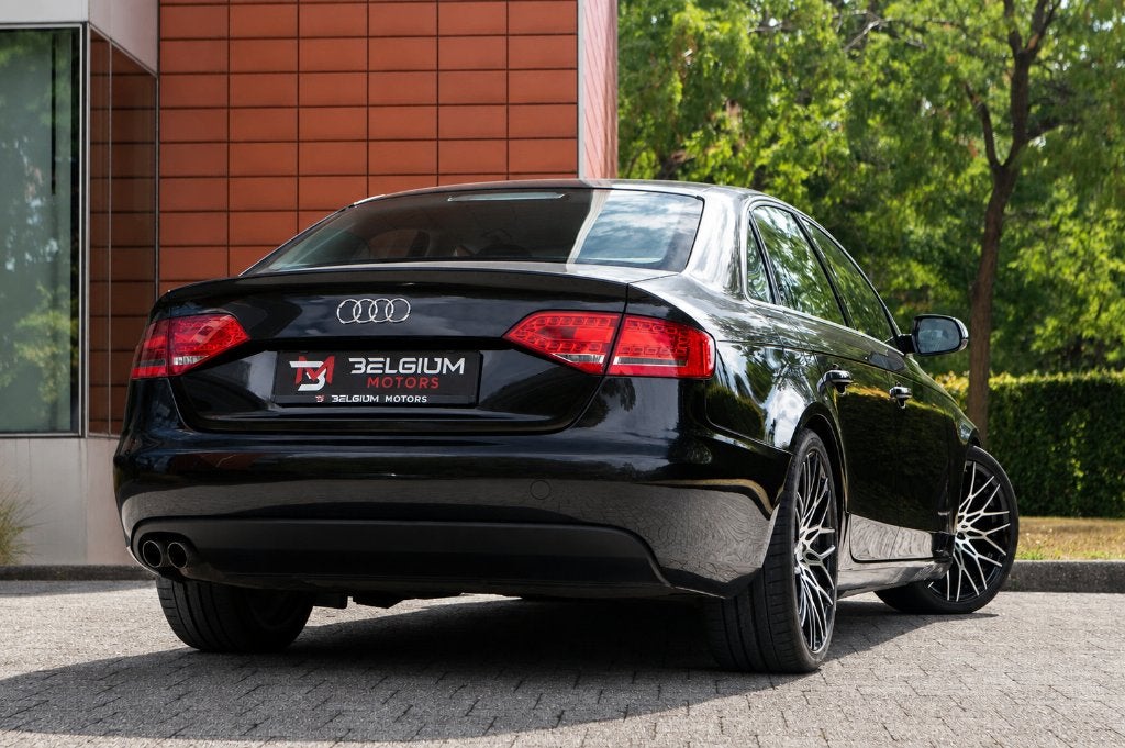 Audi A4 2.0 TDi - Quattro - Geheugen/verwarmde stoelen, Euro 5, Zwart, 4 cilinders, A4