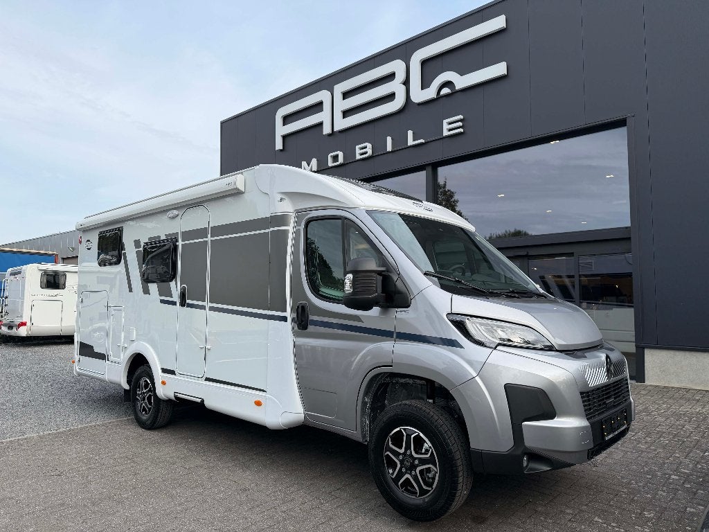 Carado V347 Pro+ - 180PK Automaat - 320 km - Carado Garantie, Caravans en Kamperen, Automaat, Standaard zit, 6 tot 7 meter, Bedrijf