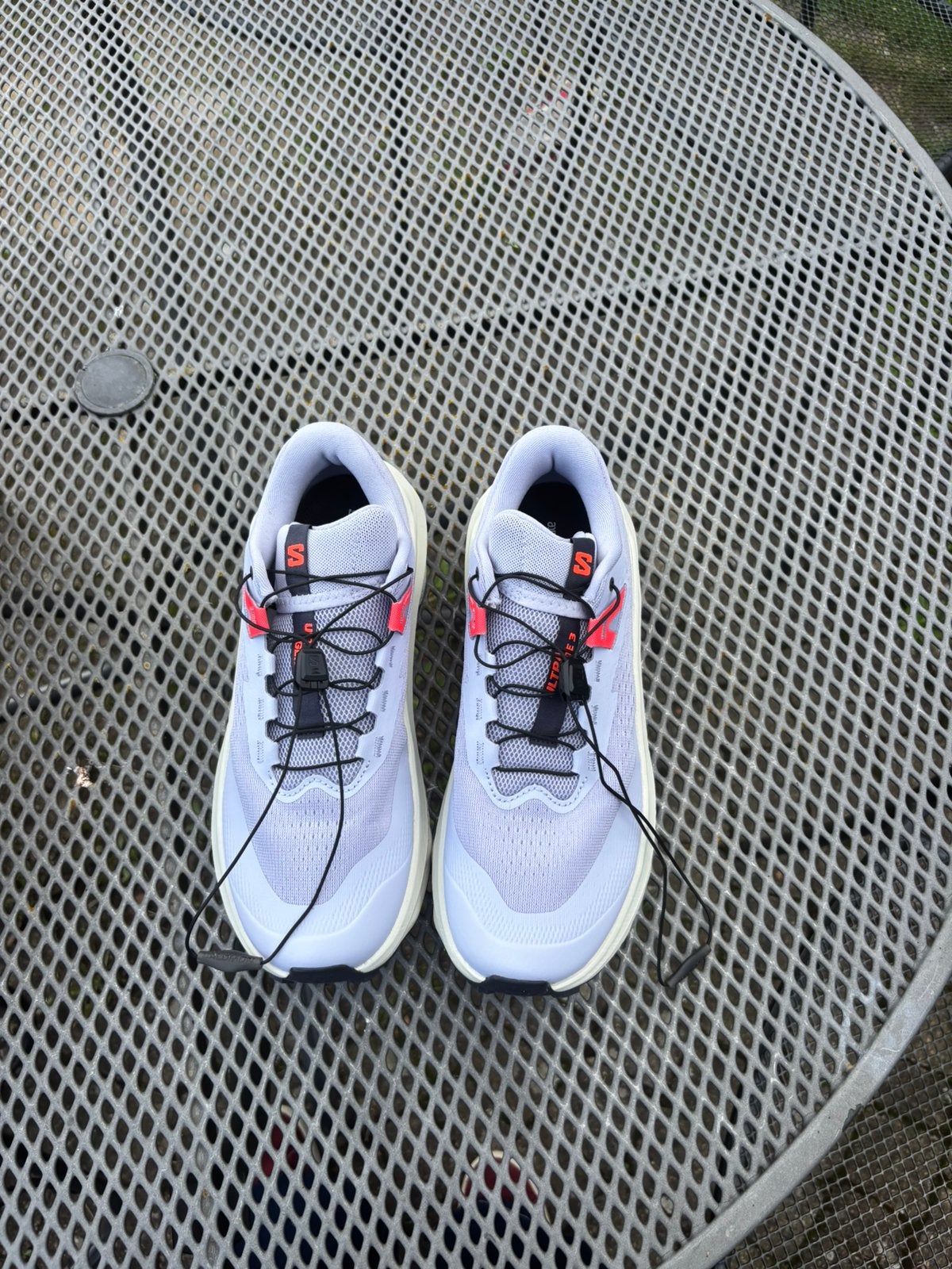 Salomon Ultra Glide 3 W, Sports & Fitness, Alpinisme & Randonnée, Enlèvement, Neuf