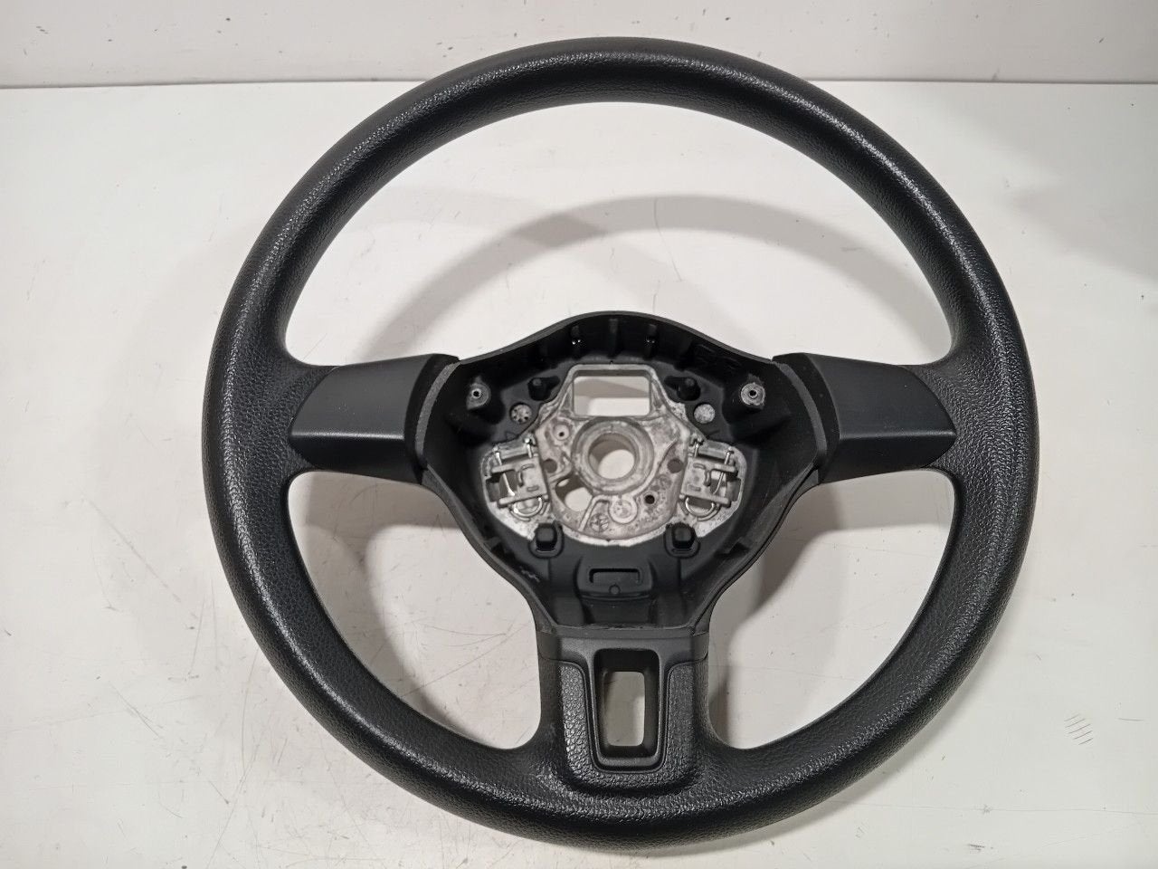 Stuur Volkswagen Polo, Onderdelen@venauto.nl, Van der Ven Autorecycling B.V., Gebruikt, Ettenseweg 76, 4706 PB Roosendaal, The Netherlands