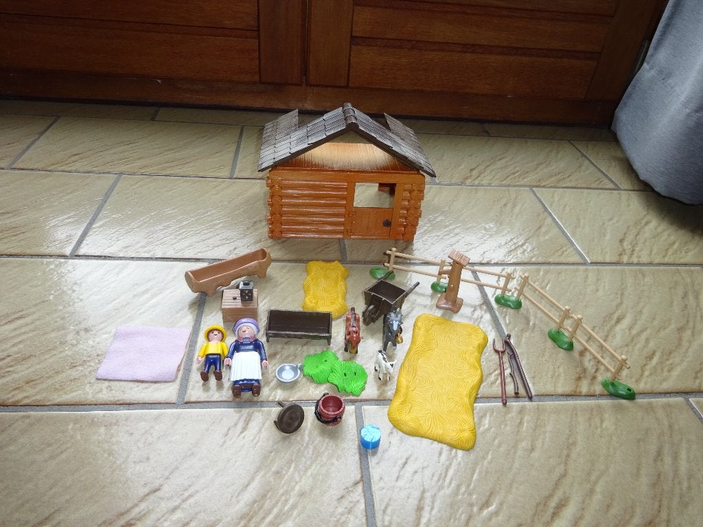 Playmobil Heidi hut, Ophalen of Verzenden, Zo goed als nieuw, Complete set, Gebouw