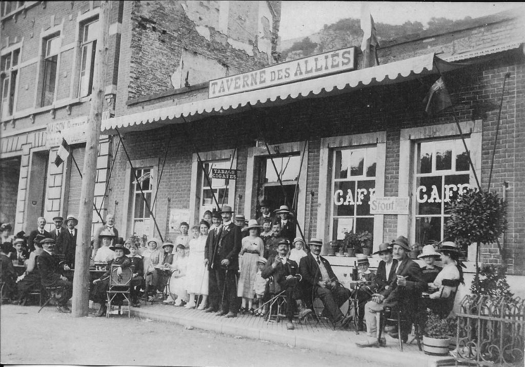 Reproduction photo de la Taverne des Alliés à Dinant, TV, Hi-fi & Vidéo, Enlèvement ou Envoi, Neuf