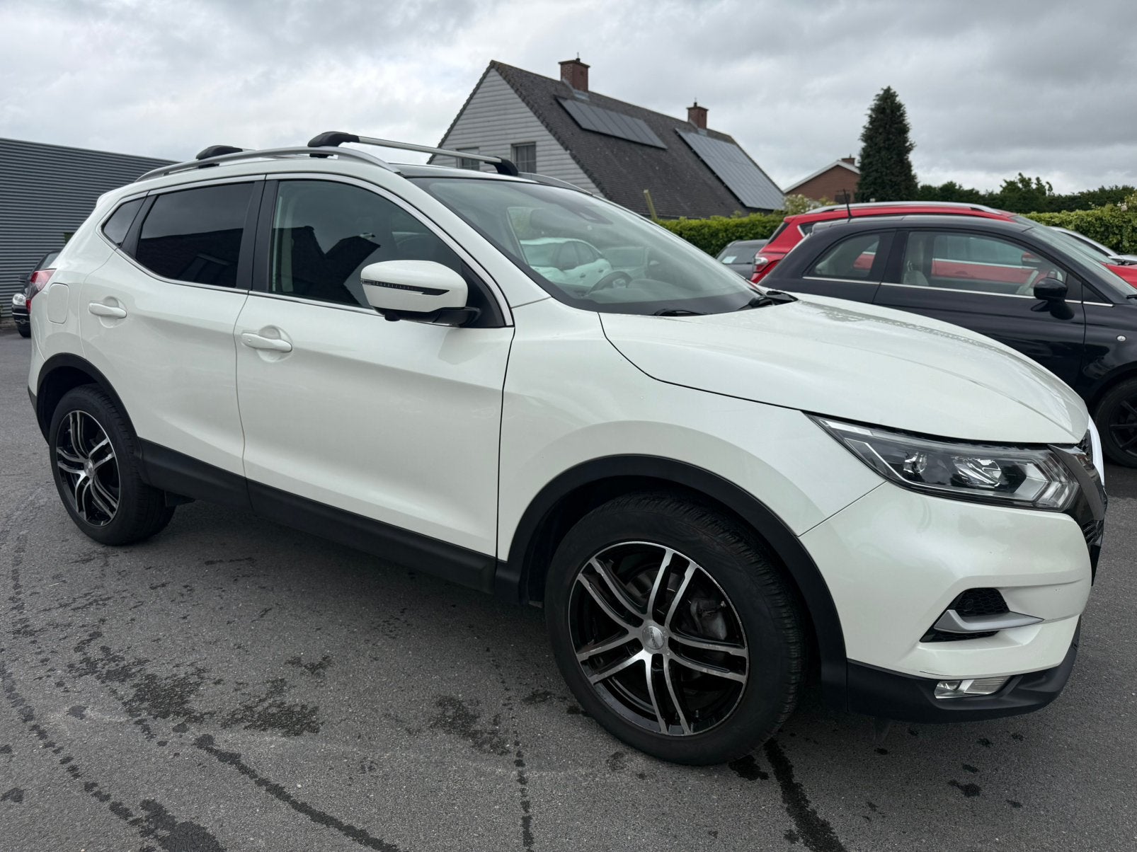 NISSAN QASHQAI 1.2 DIG-T AUTOMAAT, Autos, Achat, Entreprise, Noir, 5 portes