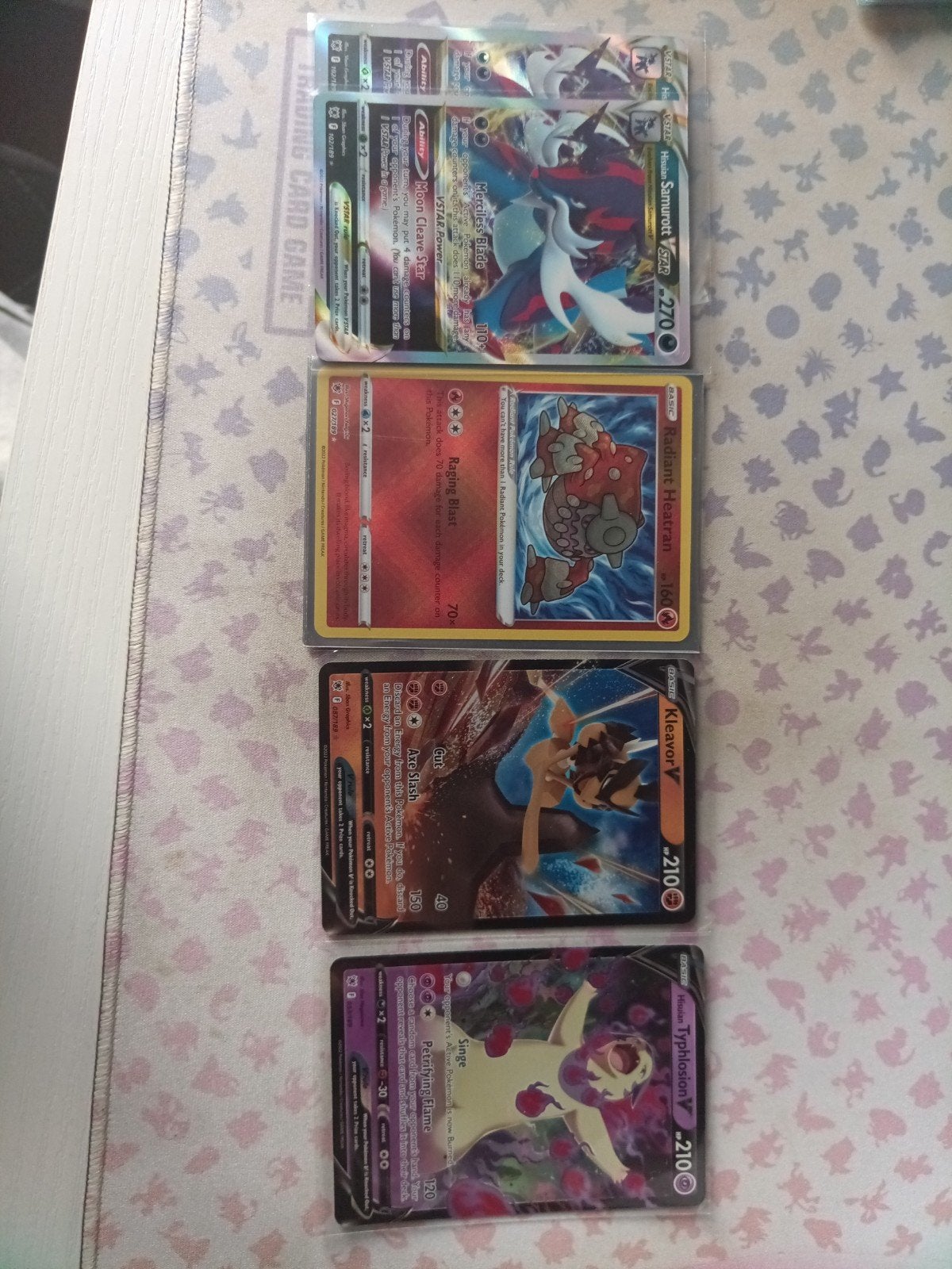 Astral radiance singles, Ophalen