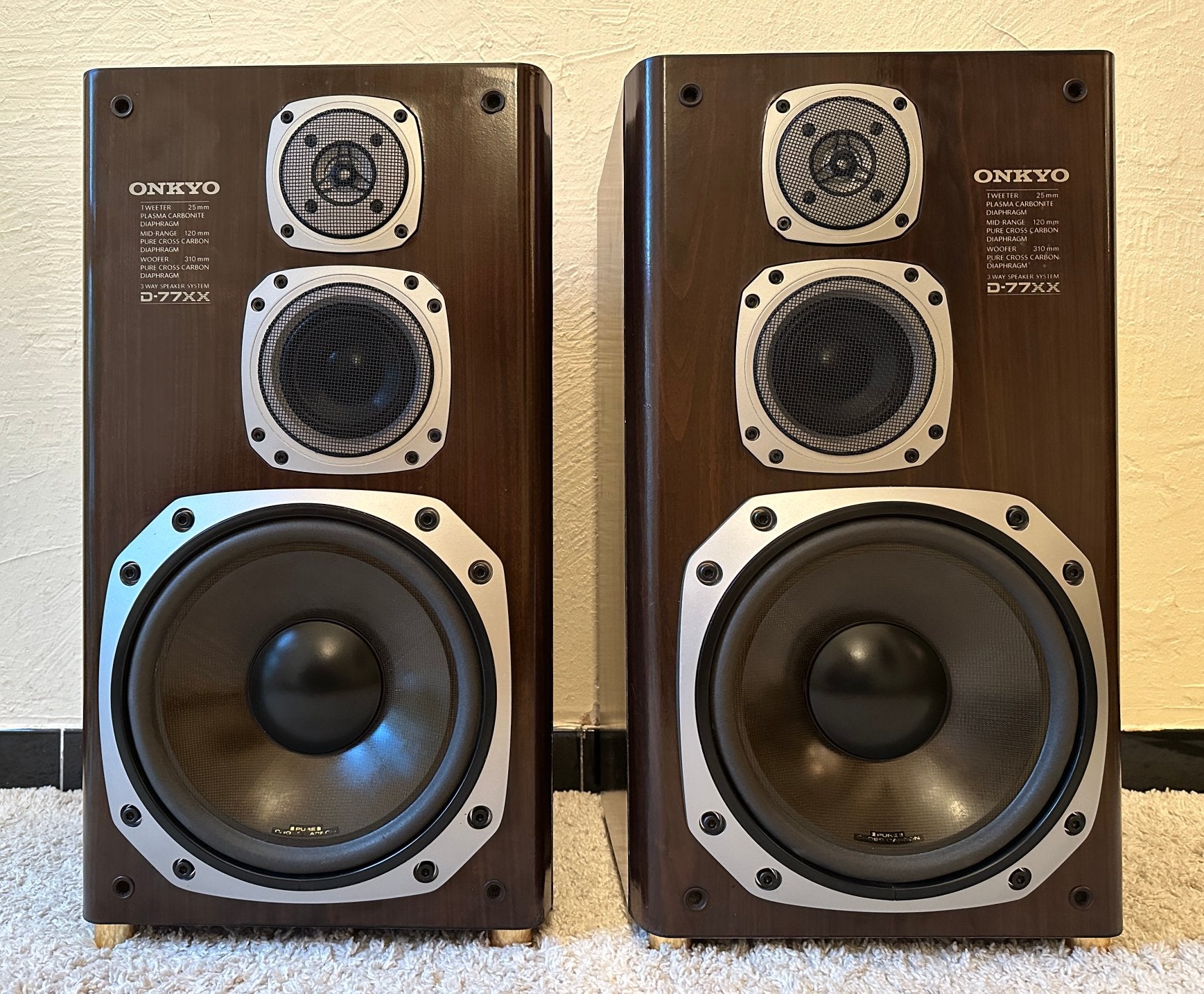 ONKYO D-77XX, Comme neuf, Enlèvement, Enceintes stéréo, 150 watts ou plus
