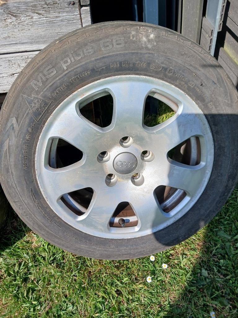 4 Jantes ALU AUDI A 4,15 pouces(7Jx15H2 ET39), Autos : Pièces & Accessoires, Pneus & Jantes, 15 pouces, Pneu(s)