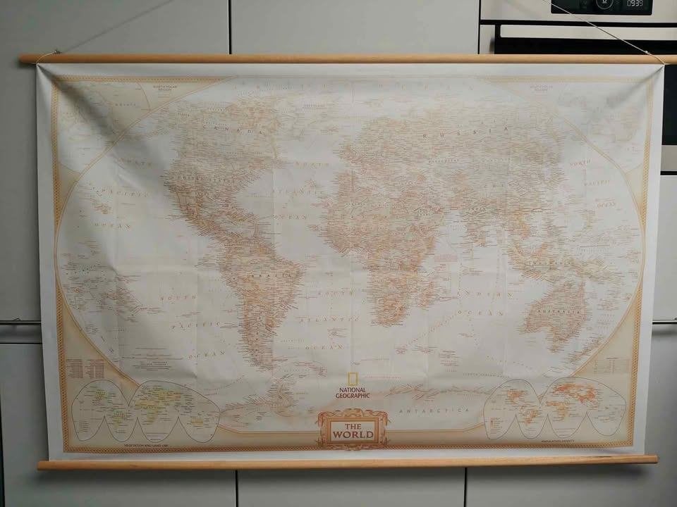 Wereldkaart (oprolbaar), Ophalen, Zo goed als nieuw