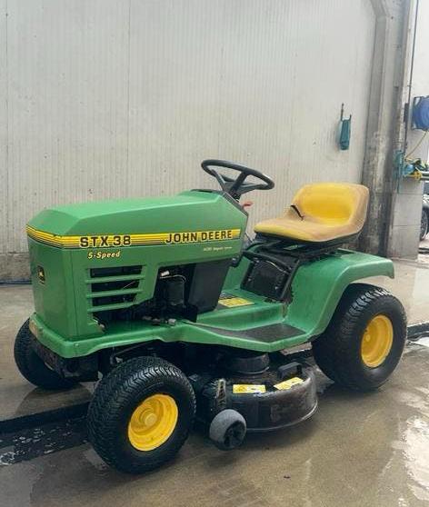 John Deere STX38 te koop ! Oltimer ! Retro, Tuin en Terras, Zitmaaiers, Zo goed als nieuw, Opvangbak, Ophalen