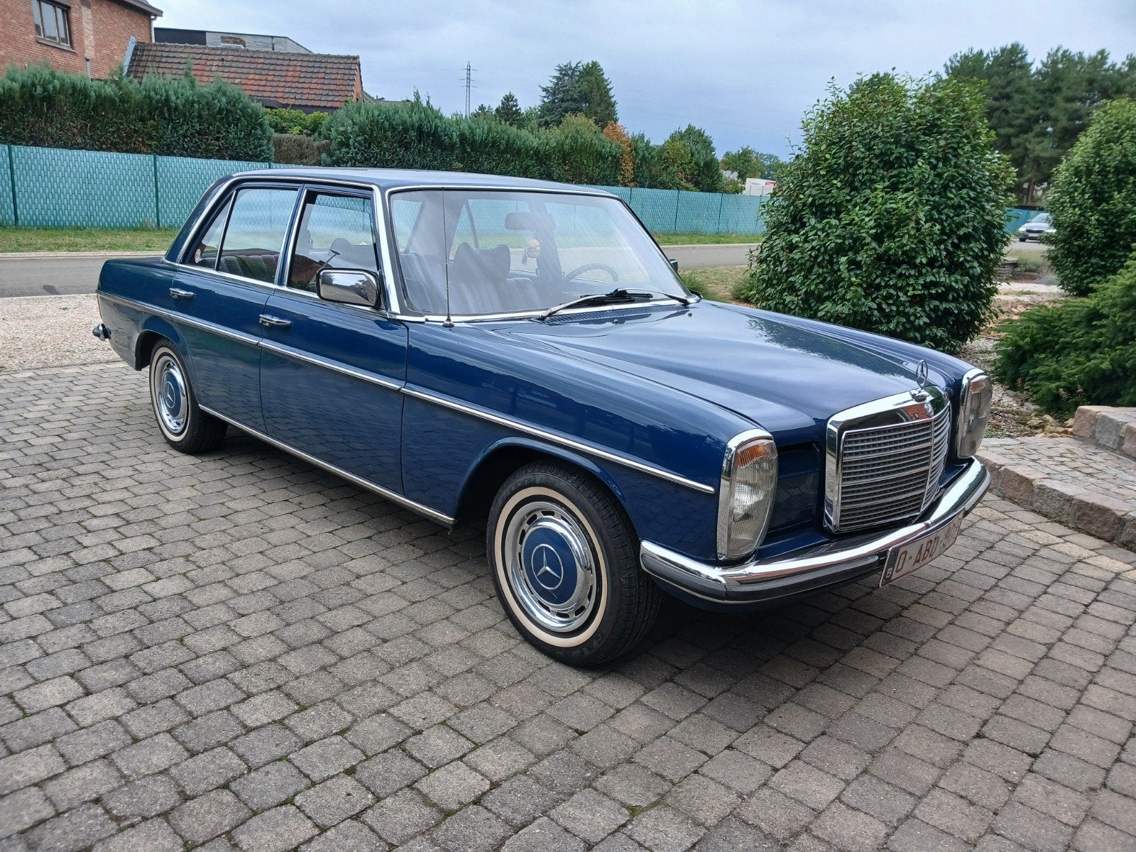 Mercedes W115 Bar 8, foto 4