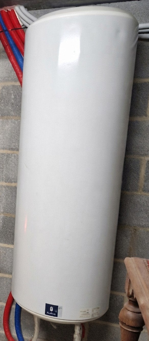 chauffe eau 200l van marcke Go  seulement 2ans + accessoires, Bricolage & Construction, Chauffe-eau & Boilers, Boiler, Enlèvement