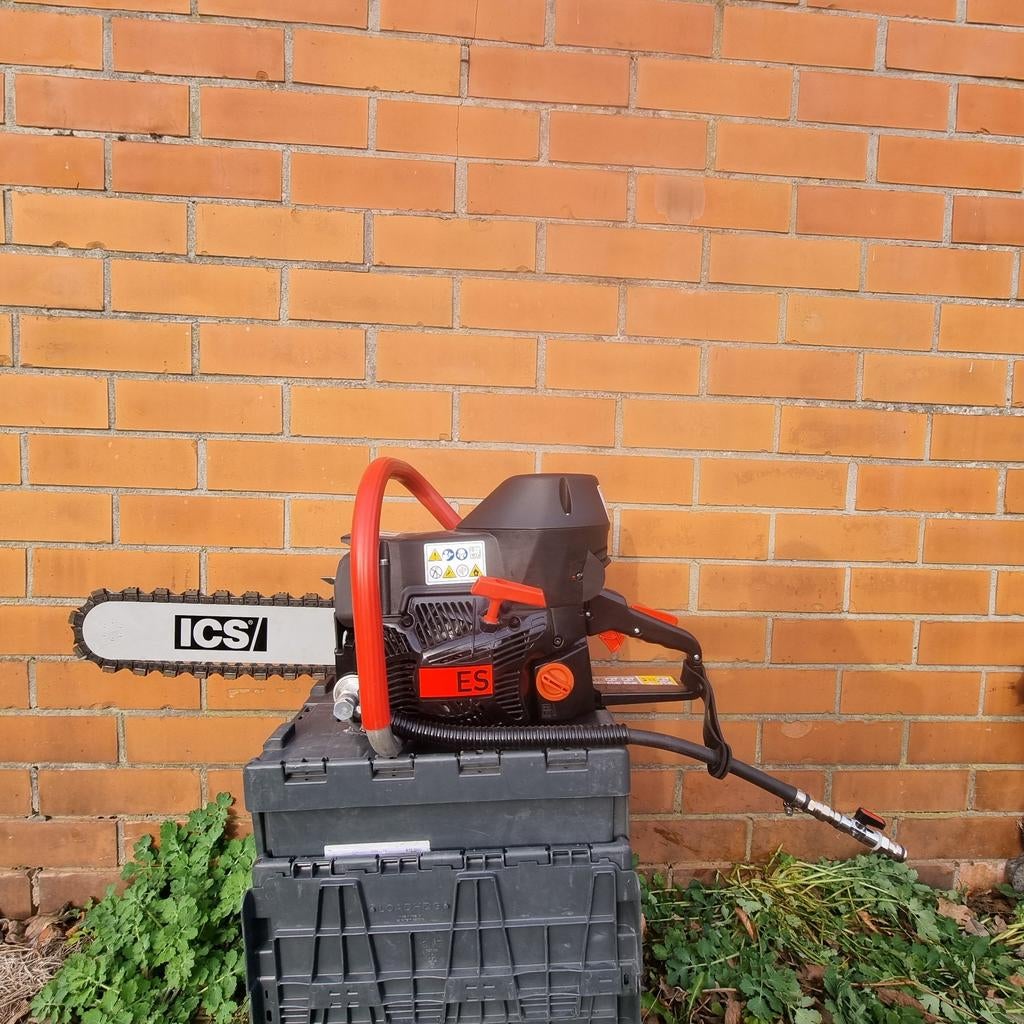 Kettingzaag met diamantzaag voor steen en beton., Doe-het-zelf en Bouw, Gereedschap | Zaagmachines, Kettingzaag, Ophalen