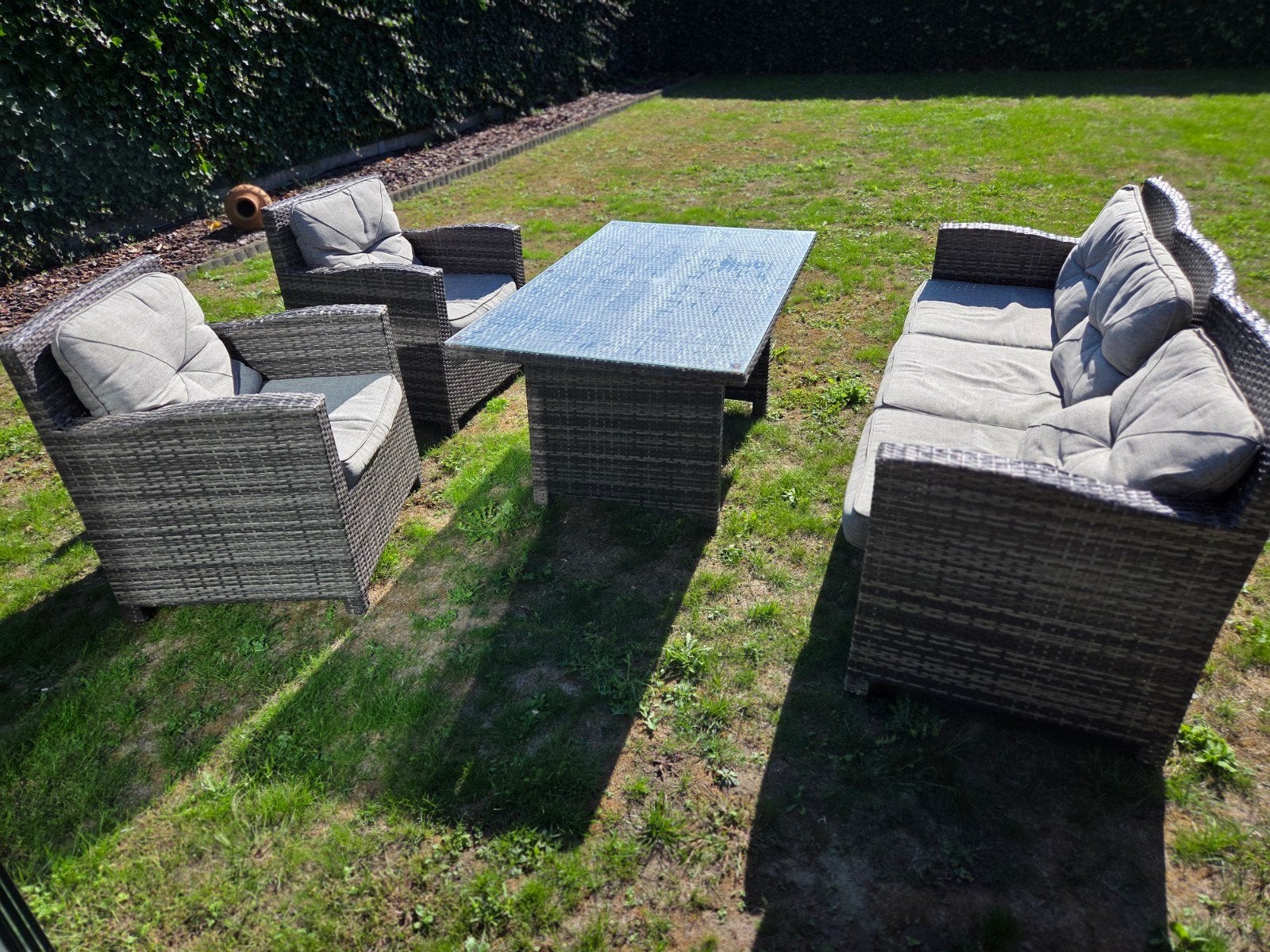 loungeset 3 + 1+ 1 zit inclusief tafel, Ophalen