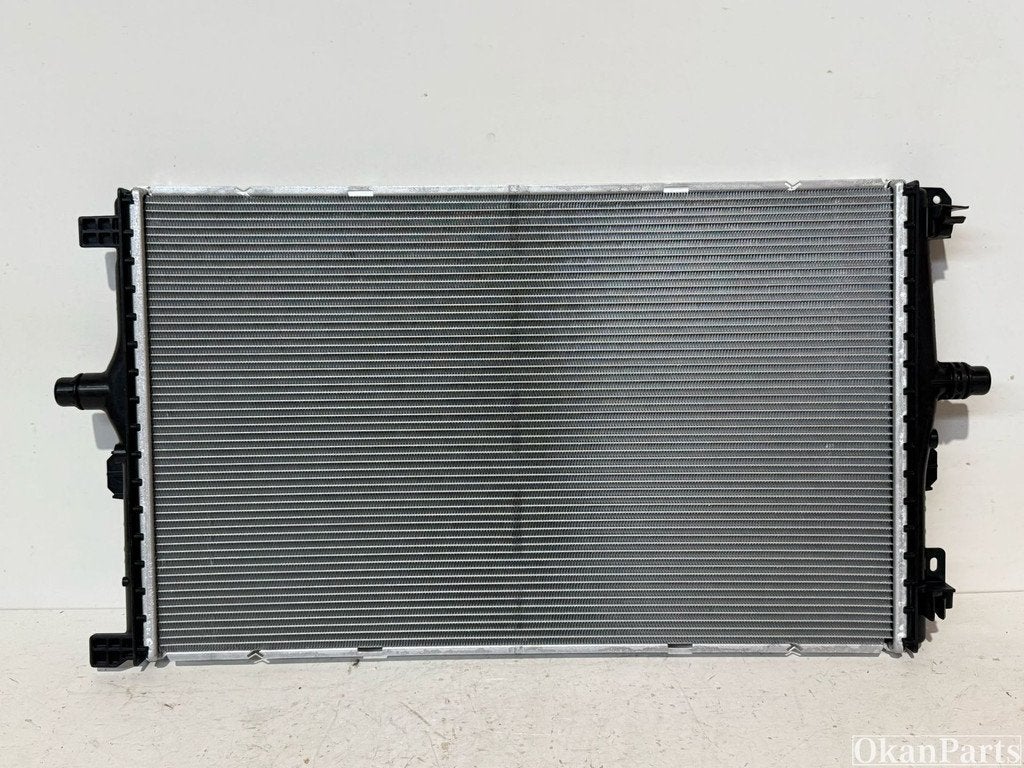 Tesla Model 3 Model Y radiateur 1494175-00-A, Gebruikt