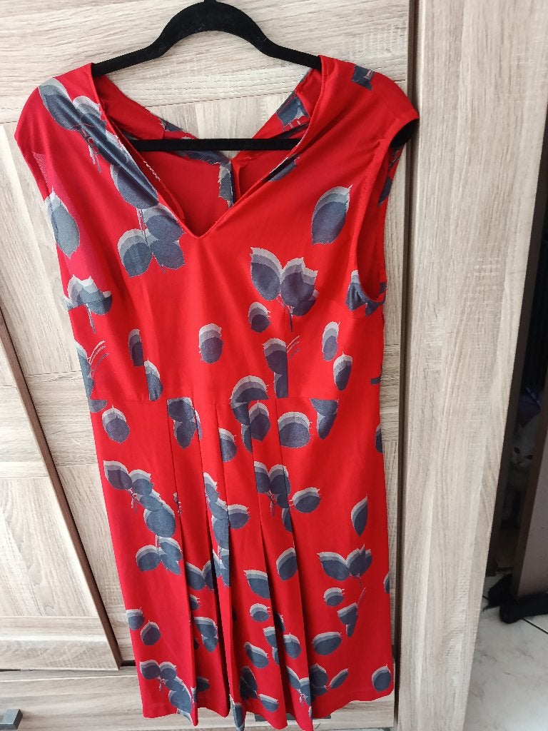 zomerkleed maat L zonder merk (doos zomerkleedjes 2026), Kleding | Dames, Jurken, Ophalen of Verzenden, Zo goed als nieuw, Maat 42/44 (L)