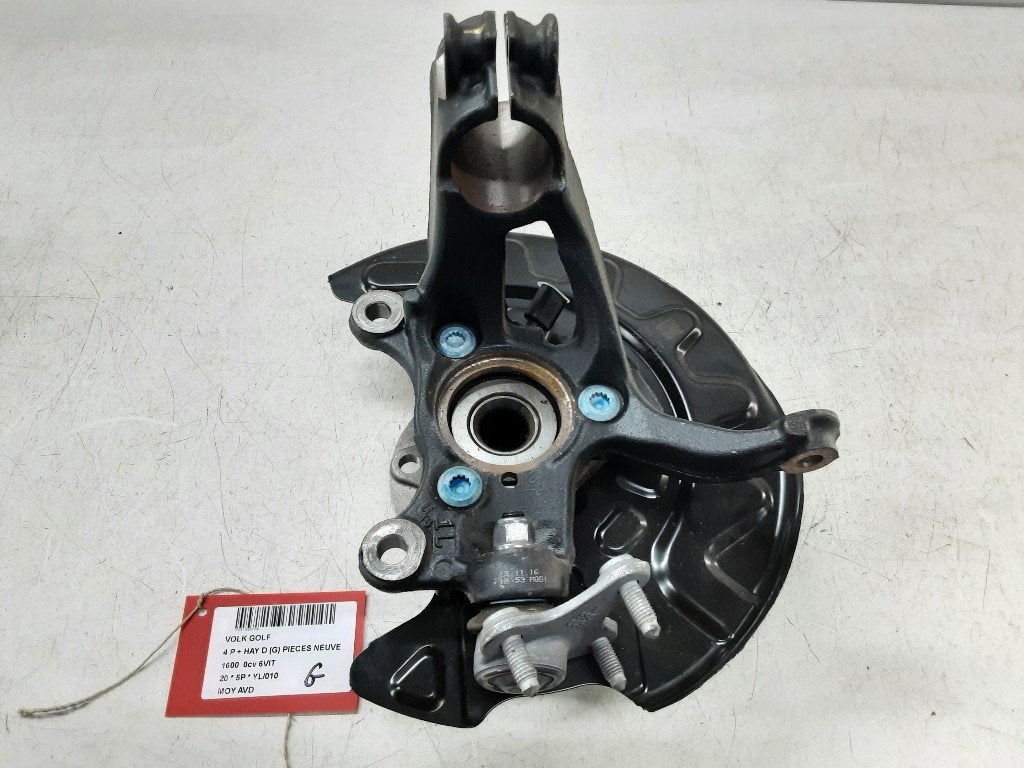 MOYEU DE ROUE AVANT DROIT Golf VII (AUA) (5Q0400054DR), Volkswagen, Mevr. I. Hauben, Utilisé, Rue de l'Espoir 34 34
4030  GRIVEGNÉE, BE