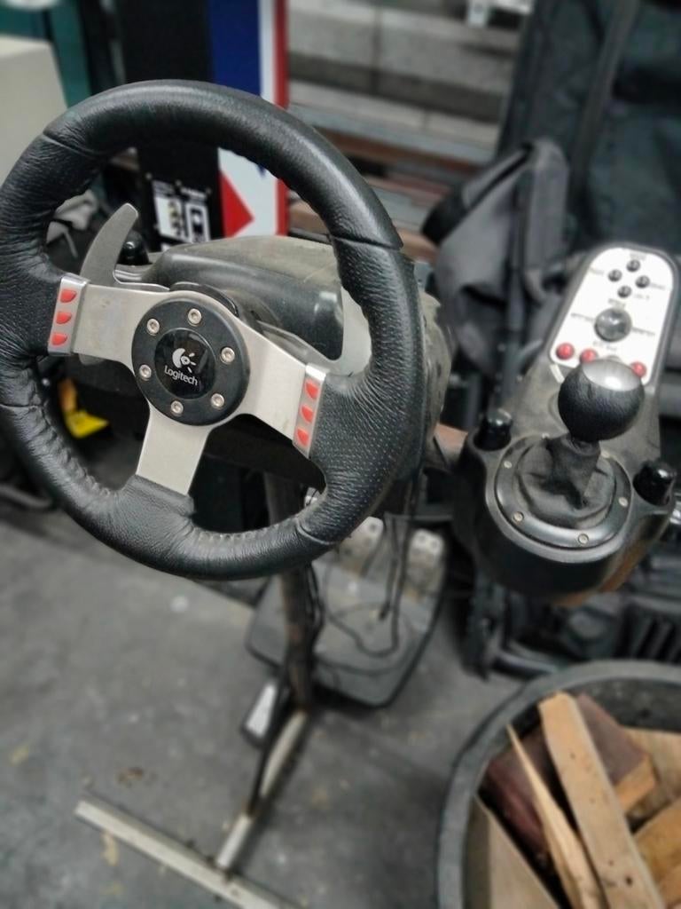 Logitec G27 race wiel pedalen en schakelpook, Games en Spelcomputers, Ophalen