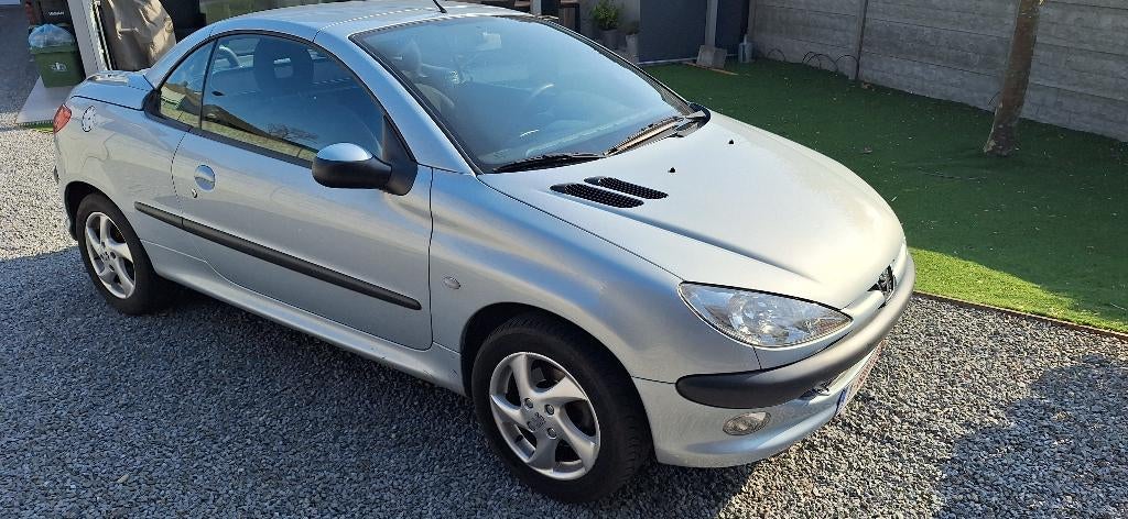 Peugeot 206 cabrio, Auto's, Voorwielaandrijving, 4 zetels, Stof, 4 cilinders