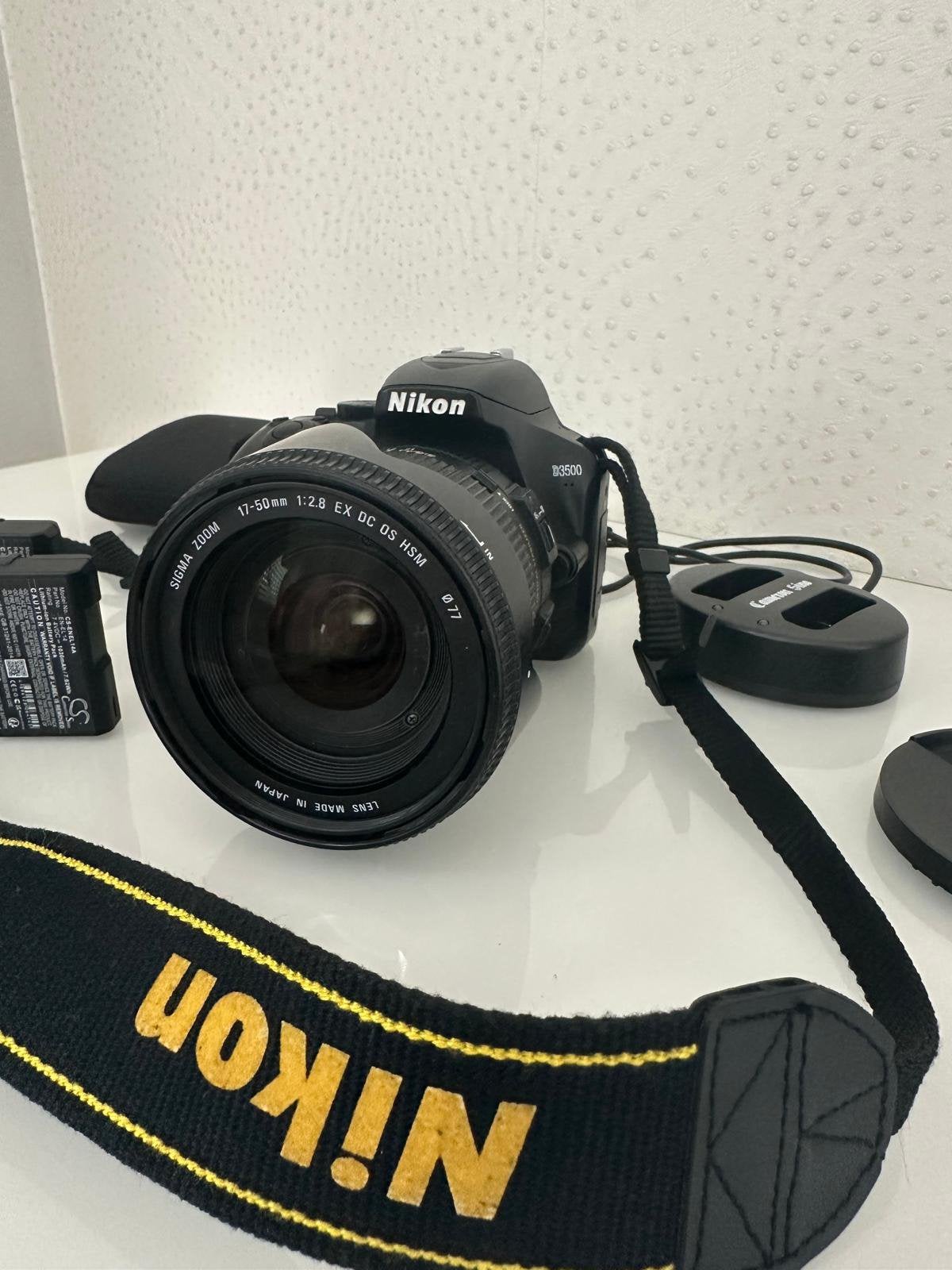 NIKON D3500, Audio, Tv en Foto, Fotocamera's Digitaal, Ophalen, Ingebouwde flitser, Spiegelreflex, Zo goed als nieuw