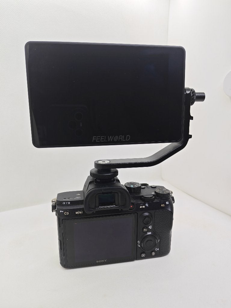 Ecran tactile FEELWORLD 5,5" HD pour appareil photo, TV, Hi-fi & Vidéo, Appareils photo numériques, Enlèvement, Comme neuf, Chargeur