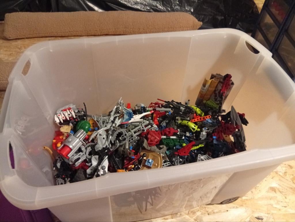 Grote collectie aan Lego Bionicle onderdelen, Ophalen, Gebruikt