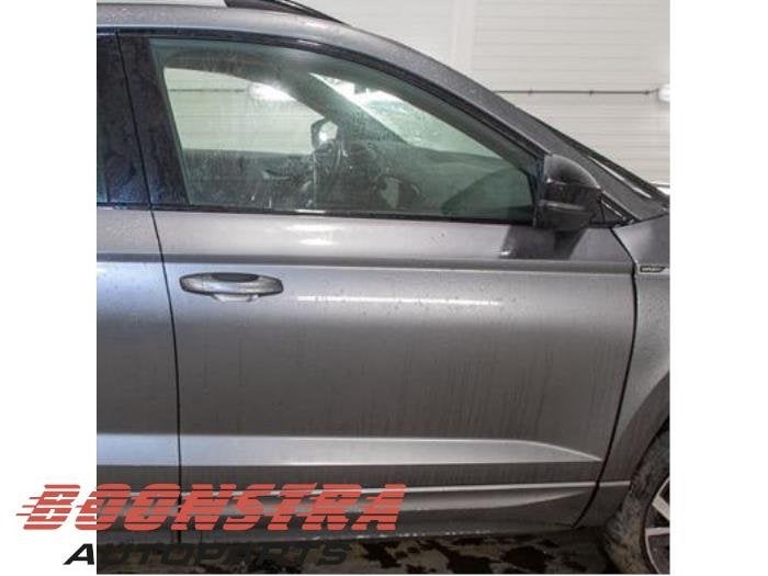 Portier 4Deurs rechts-voor van een Skoda Karoq (LF7C), Gebruikt, -, Deur, -