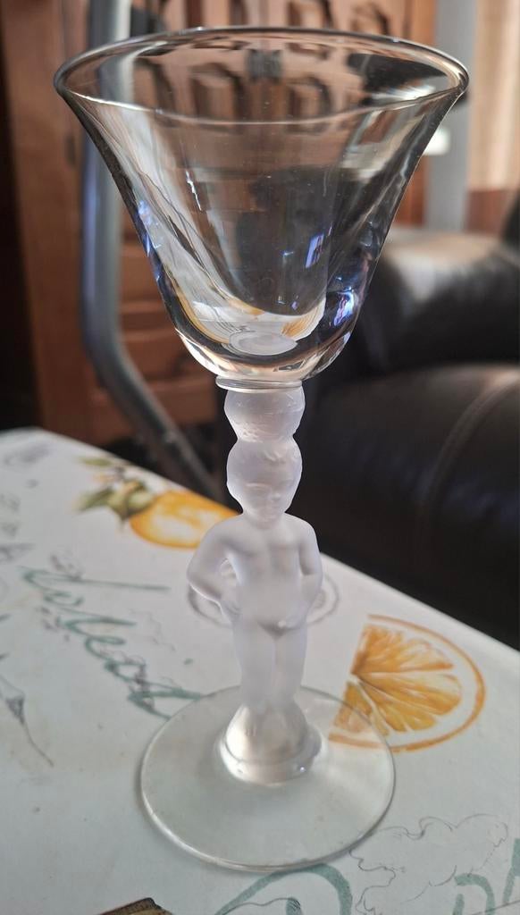 Verre Manneken Pis., Verzamelen, Ophalen