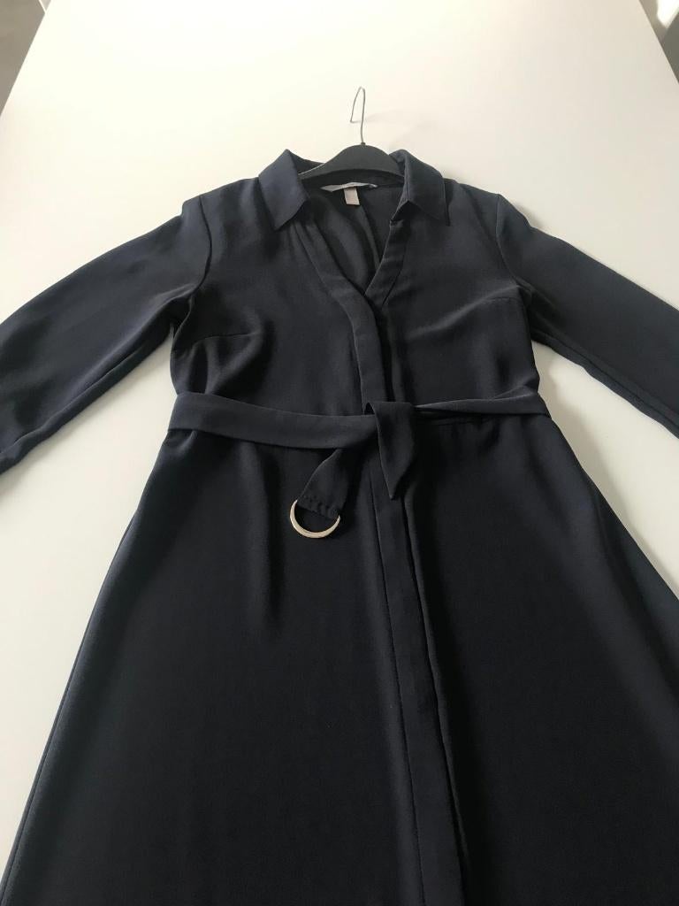 Blauw kleedje met centuur maat 36 van H&M, Kleding | Dames, H&M, Blauw, Ophalen of Verzenden, Zo goed als nieuw