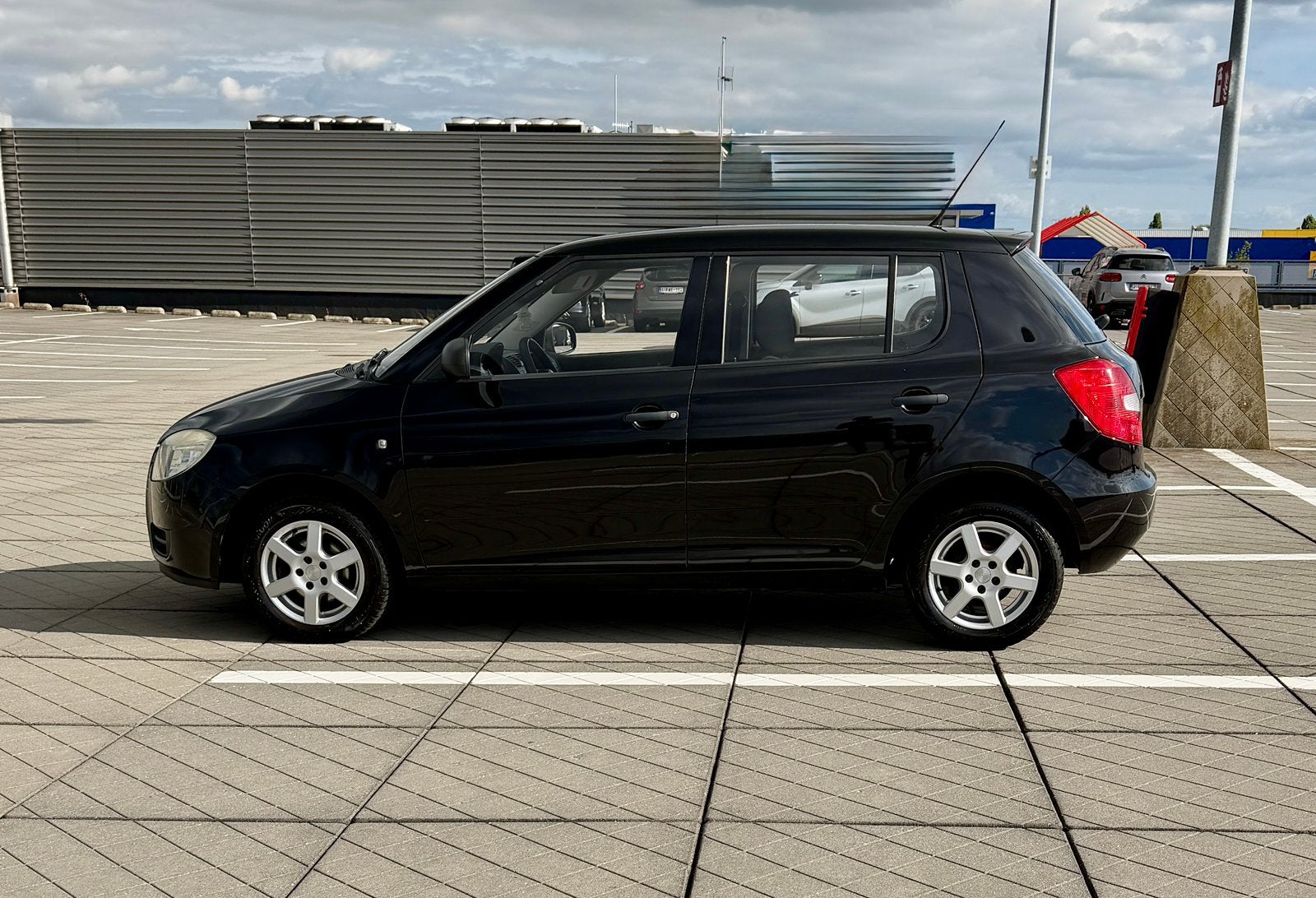 Škoda Fabia 1.2 Benzine – CarPlay – Gekeurd voor Verkoop!, Auto's, Stof, Zwart, Zwart, USB