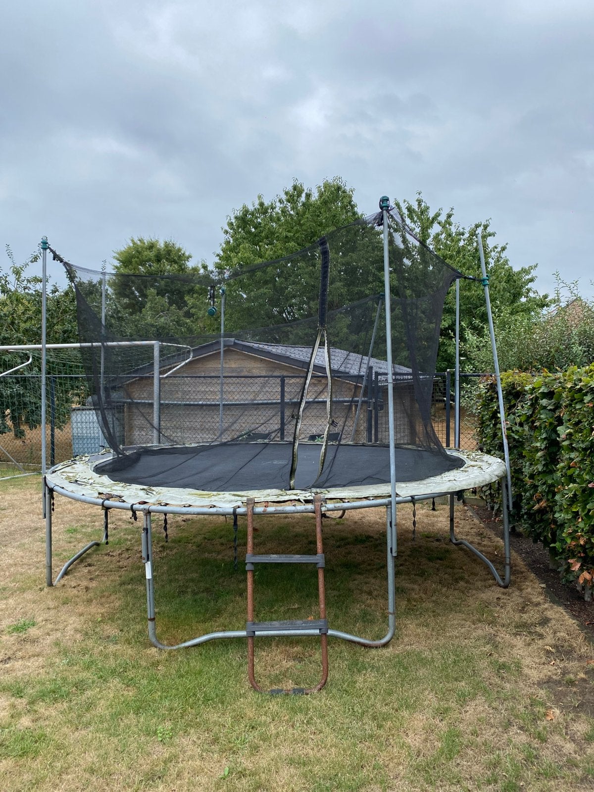 Trampoline (groot), Kinderen en Baby's, Speelgoed | Buiten | Trampolines, Ophalen, Gebruikt