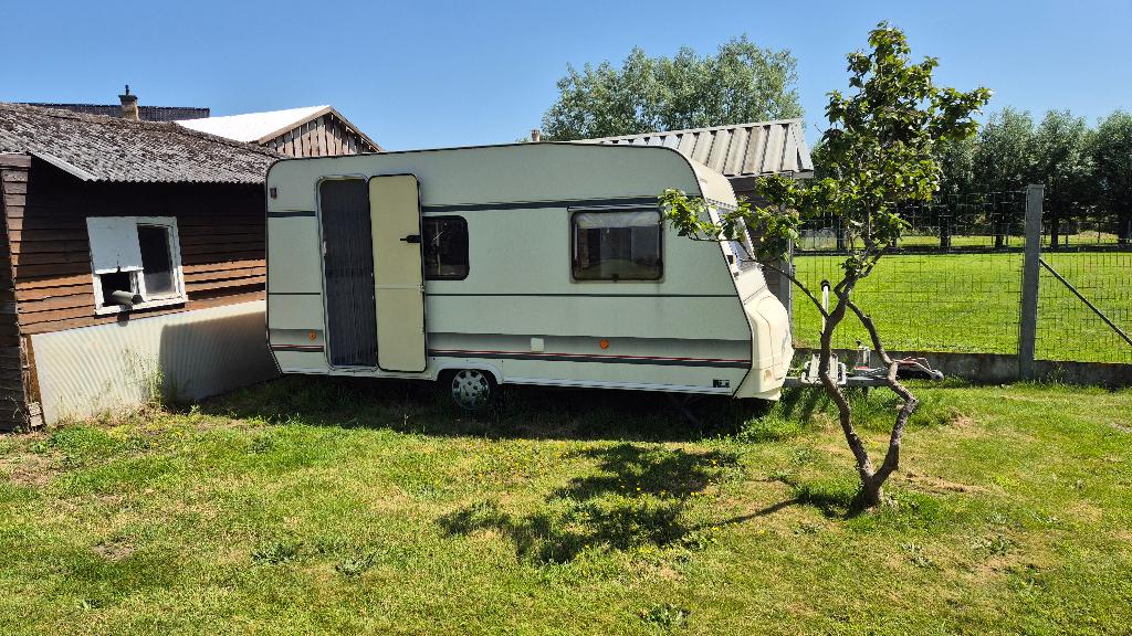 Caravan Burstner 1994, Caravans en Kamperen, Koelkast, Tot en met 2, Treinzit, 750 - 1000 kg