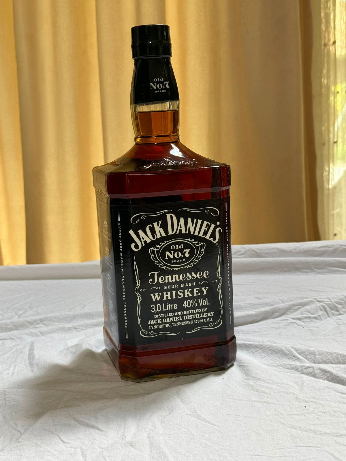 Grote decoratieve whisky- en rumbottels, Ophalen, Nieuw