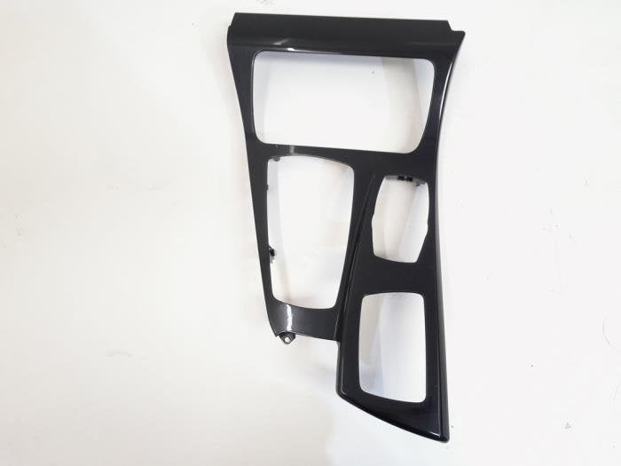 Console centrale d'un BMW 5-Serie, -, 3 mois de garantie, Utilisé, -