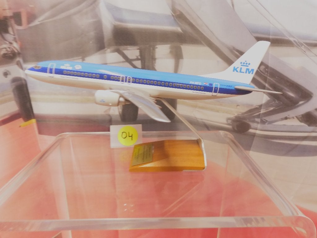 KLM B737, Verzamelen, Luchtvaart en Vliegtuigspotten, Verzenden, Zo goed als nieuw, Schaalmodel