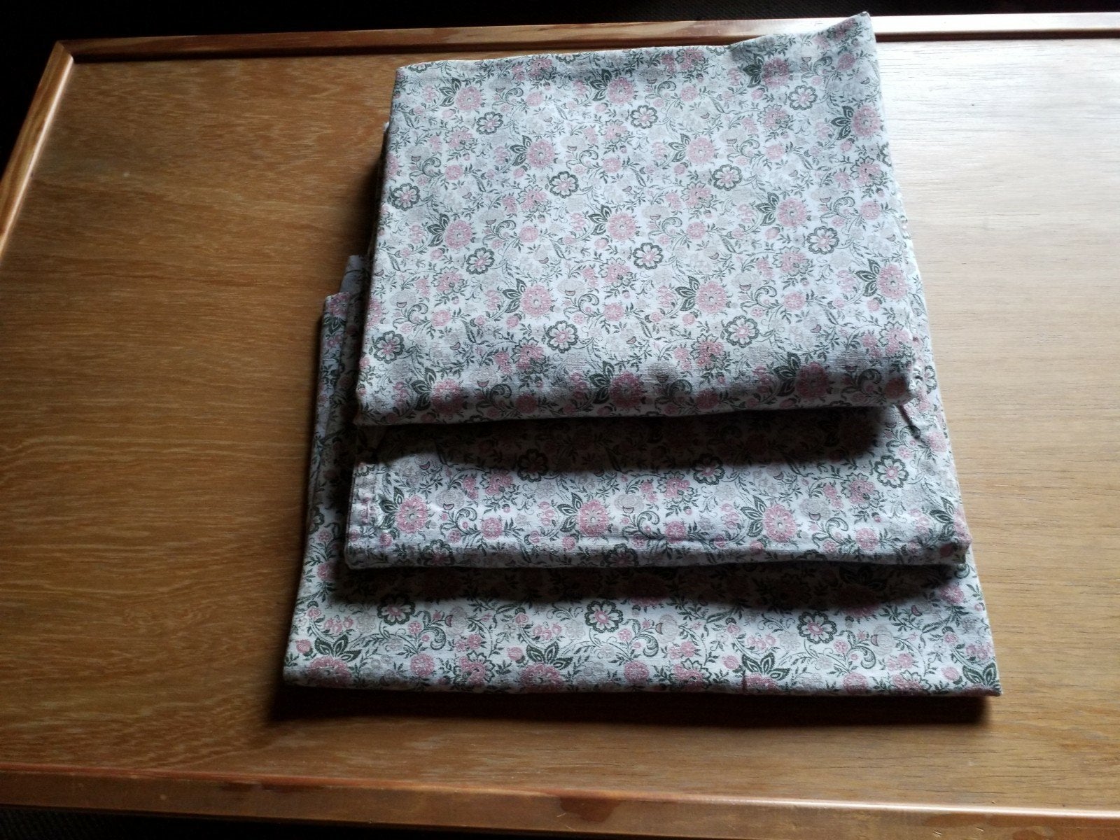 gesneden stof met bloemenprint, Ophalen, Katoen