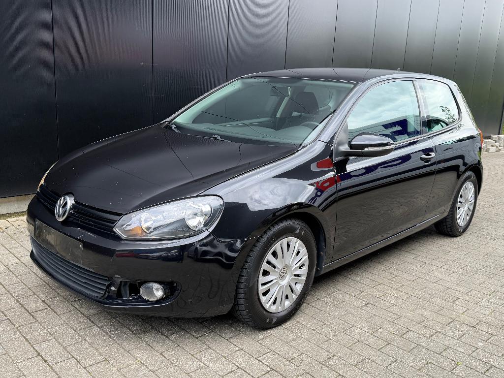 Volkswagen Golf 1.6 TDI BlueMotion – Climatronic – Navi, Voorwielaandrijving, Euro 5, 4 cilinders, Parkeersensor