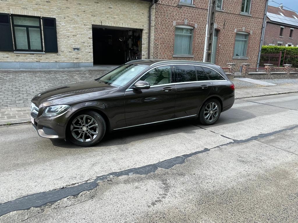 Mercedes C 200 Break, Auto's, Mercedes-Benz, 4 cilinders, Leder, 5 deurs, Particulier
