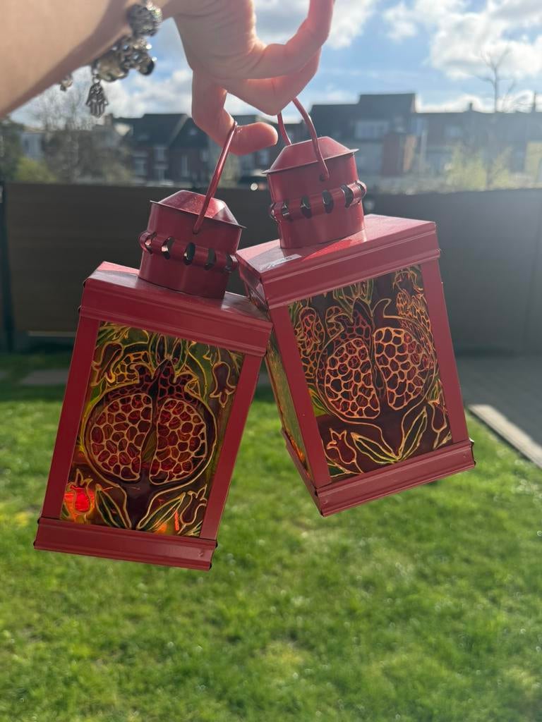 Lampe a vitrail, Enlèvement
