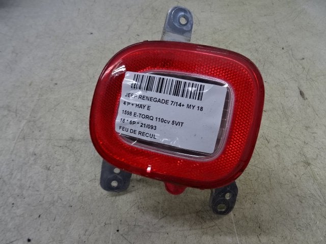 FEU DE RECUL Jeep Renegade (BU) (01-2014/12-2018) (51953123), Webaccessibility@stellantis.com, Stellantis N.V., Utilisé, Taurusavenue 1
2132 LS  Hoofddorp, NL